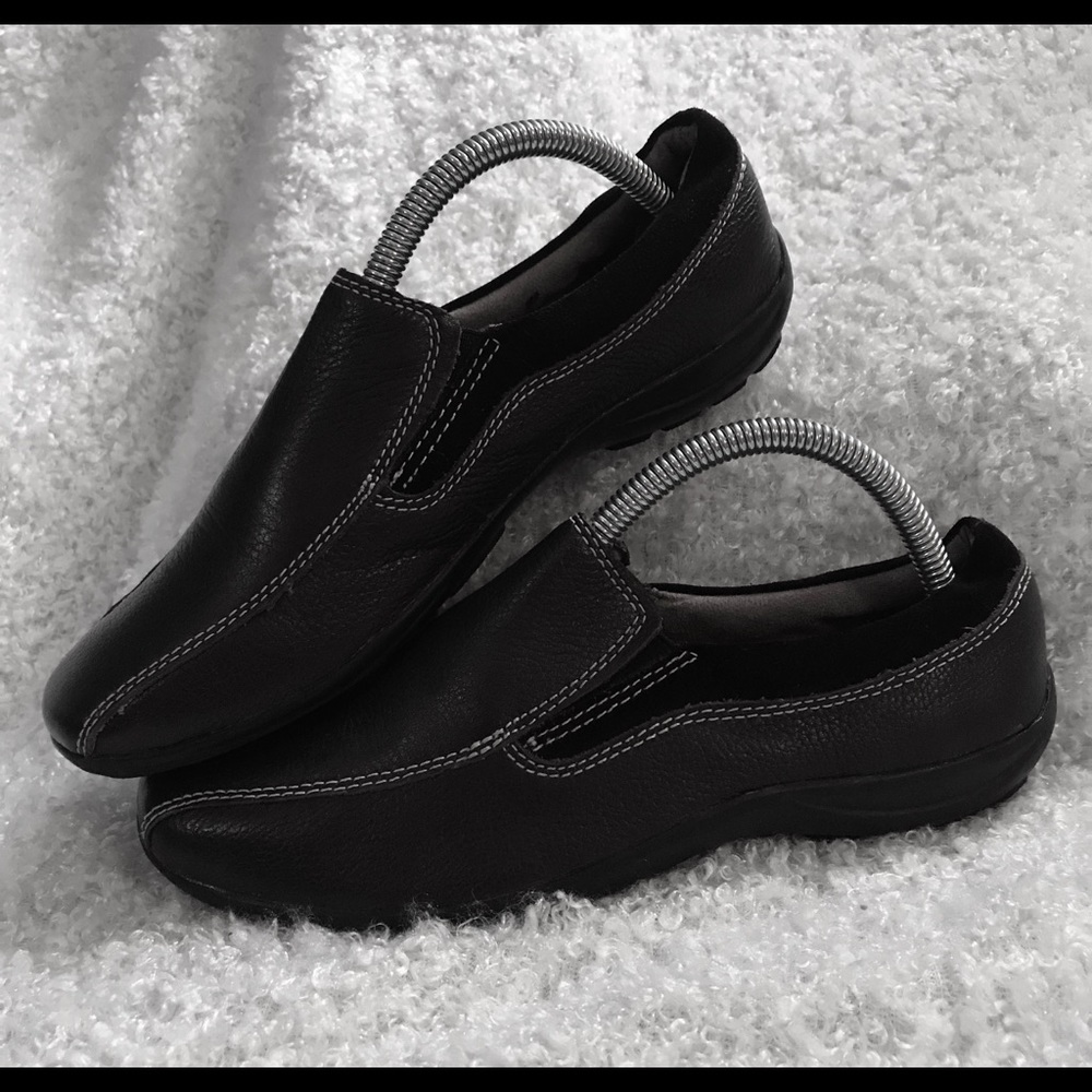 NATURAL SOUL SHOES.   $12.00